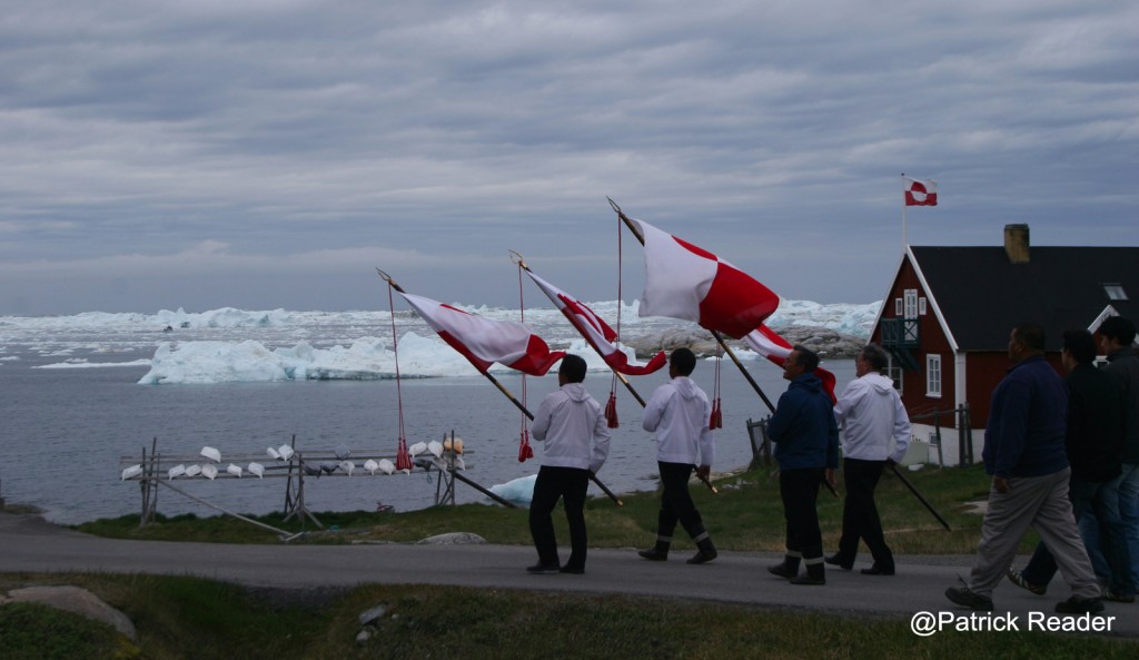 groenland, greenland picture, arctic05, patrick reader photography, inuit culture, greenland national day, eskimaux, greenland eskimo, pêche au groenland, drapeau groenlandais, greenland flag, inuit fishing, greenland celebration, arctic 05 pictures